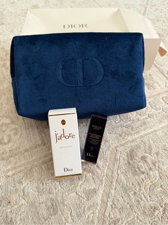 Dior Other - Dior 3-Piece Beauty Gift Set Velvet Pouch Rouge Dior 999 & J’adore Mini